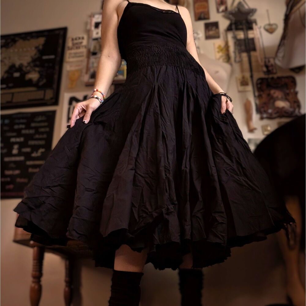 Vintage Flared Crinkle Midi Skirt Women's Large Black